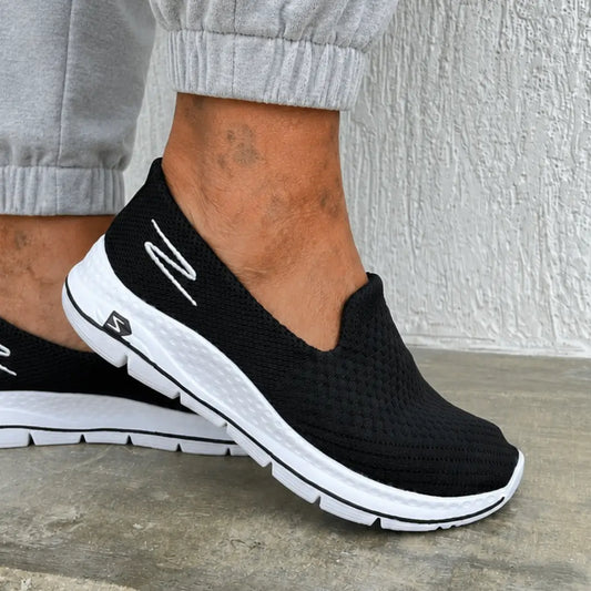 Calzado Ergonómico: Autonomía y Alivio (Sin Cordones)