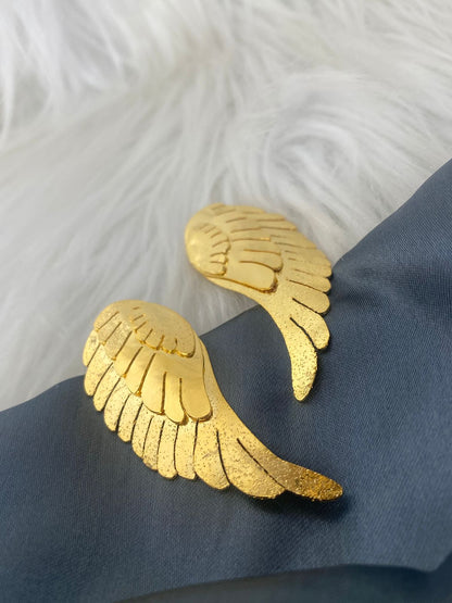 Aretes & Anillo Alas De Angel con baño en oro de 24k